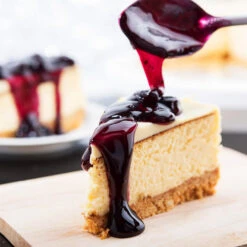 Triple Crown Blackberry Plant - USDA Organic -Blossom Berry Shop Triple Crown Blackberry 3 b8ab0f10 0eeb 4e92 b3ed 3c01bb4f236e